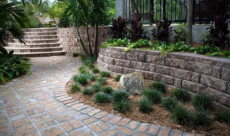 Hardscapes with wall block from Woerner